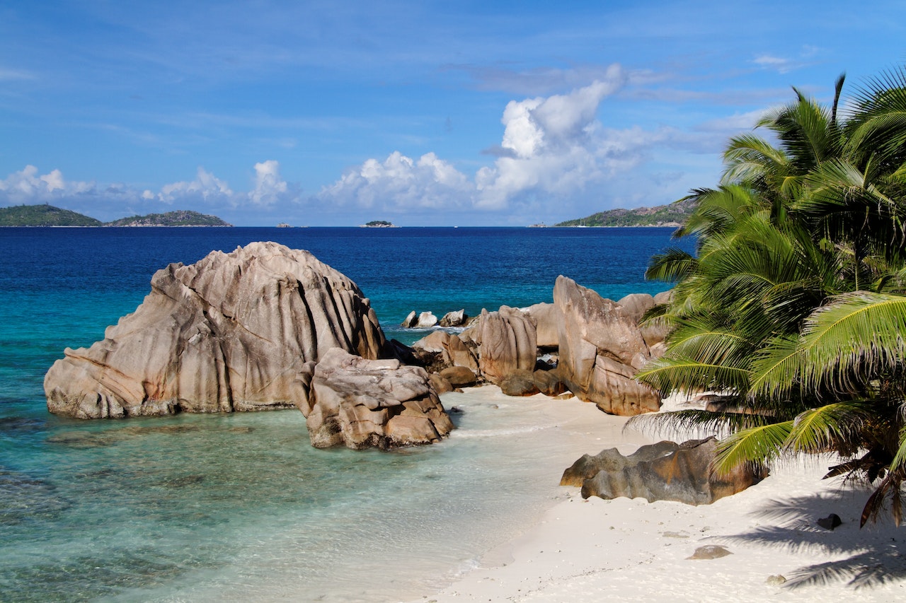 Plage de la Digue aux Seychelles